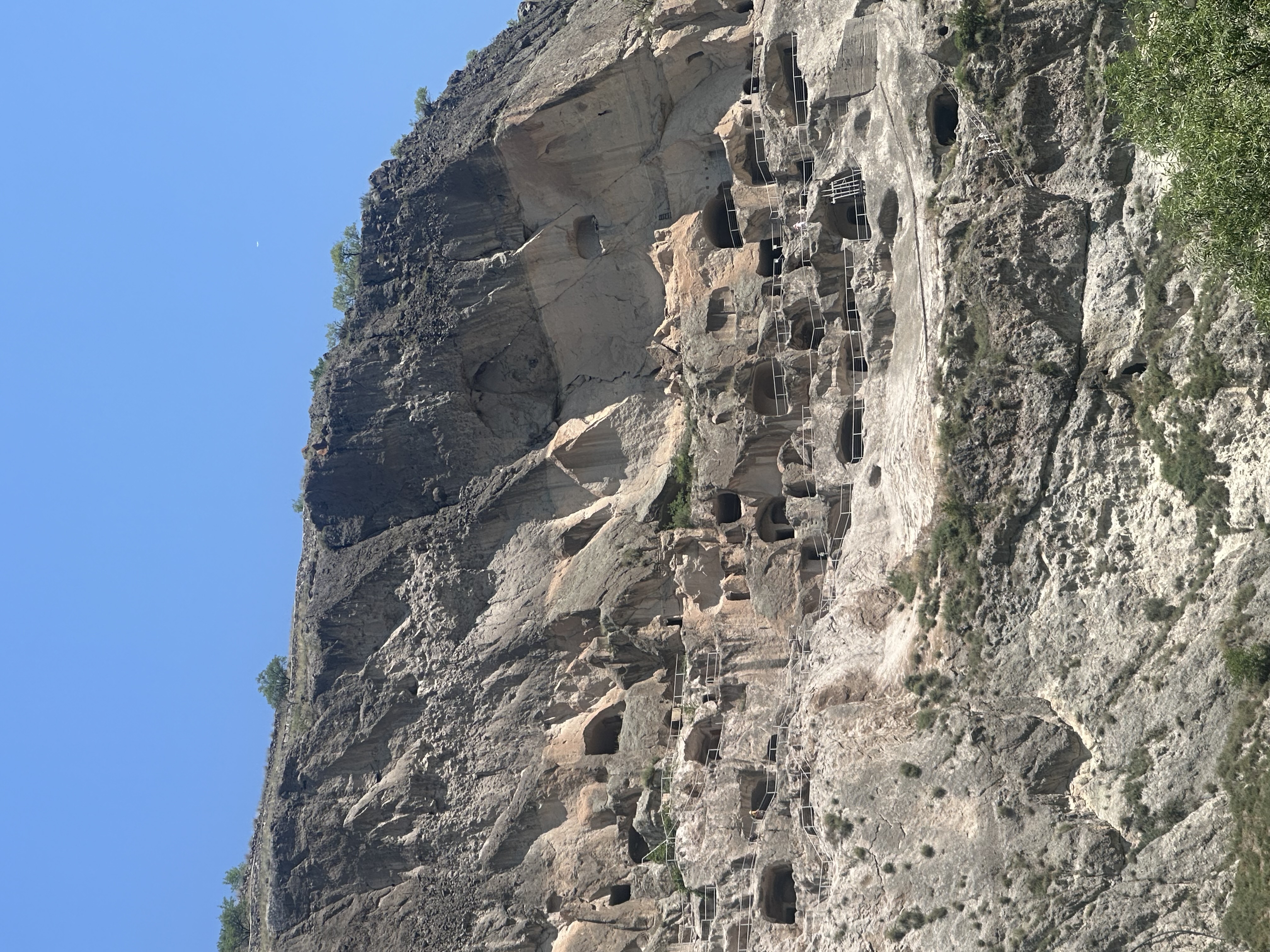 Vardzia